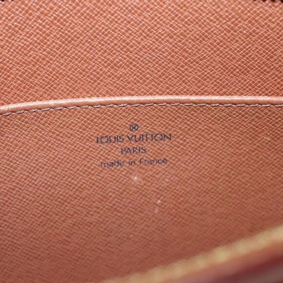 LOUIS VUITTON Epi Pochette Homme Clutch Bag Zipangu Gold - Picture 11 of 16